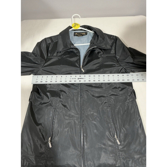 Woman’s Axara Ny Size Large Black Zip Up Lined Polyurethane Nylon Jacket - Picture 6 of 10